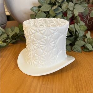 Fenton Large Milk Glass Top Hat
